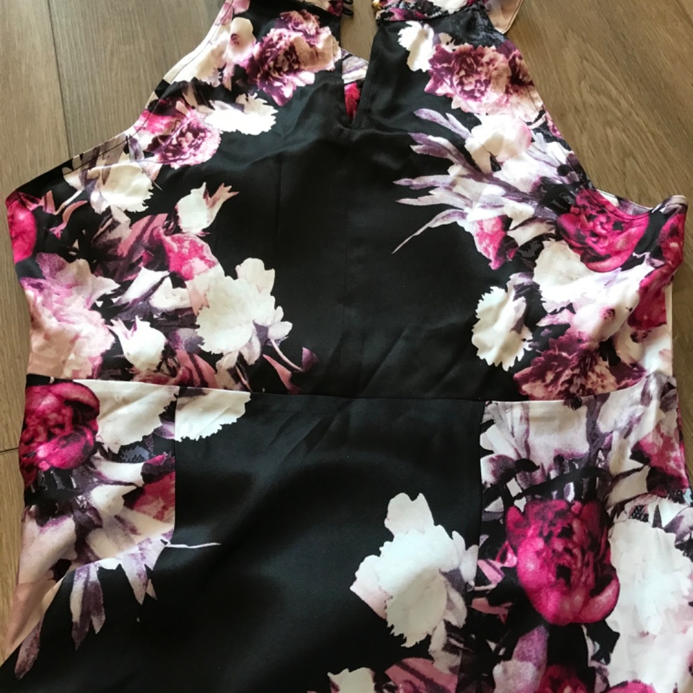 Cache silk top - Picture 3 of 5